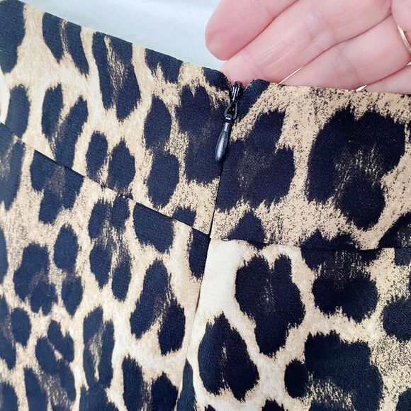 Zara Basics Shorts Womens Small Brown Black Leopard Print Pleated Pockets - Picture 5 of 9
